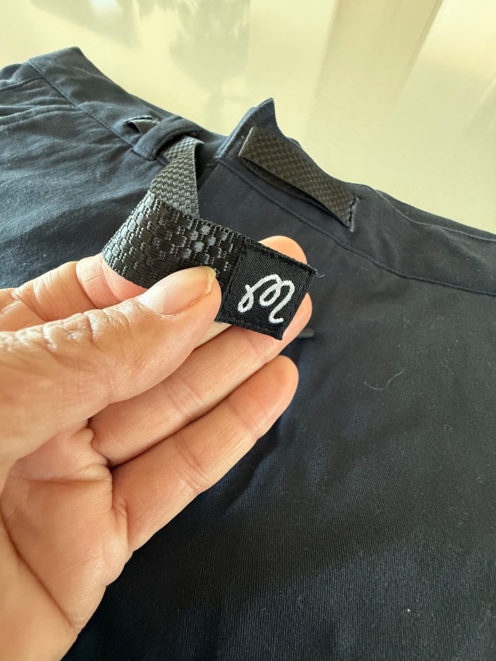 Malbon (Men's 34) - Picture 8 of 13
